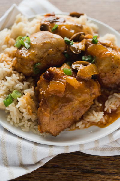 Slow Cooker Russian Chicken with Apricot Jam