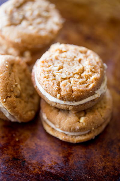 Peanut Butter Do-Si-Dos Cookie Sandwiches Peanut Butter Do-Si-Dos Cookie Sandwiches
