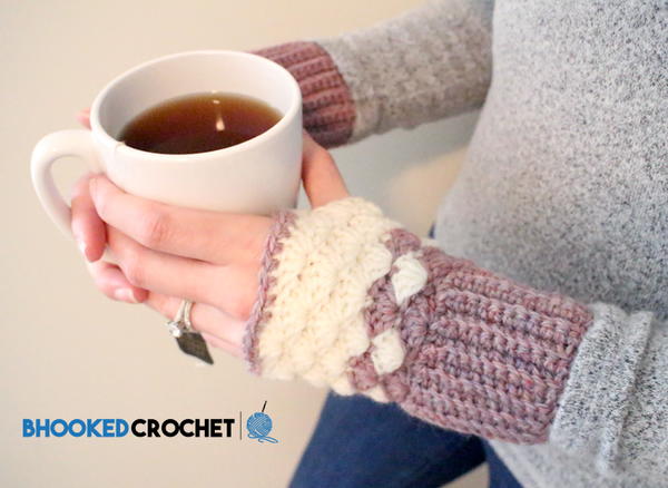 Sea Shells Wrist Warmers for Mom Sea Shells Wrist Warmers for Mom