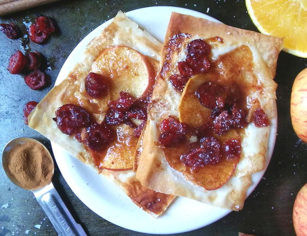 Spiced Apple and Cranberry on Crispy Phyllo Spiced Apple and Cranberry on Crispy Phyllo