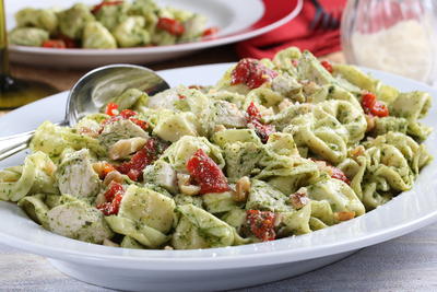 Tortellini with Chicken and Pesto