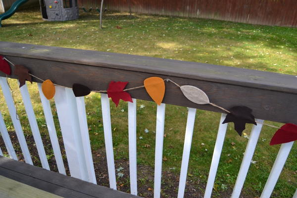 Felt Leaf Garland Felt Leaf Garland