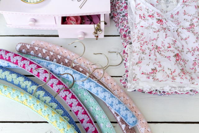 Vintage Crochet Hanger Pattern Vintage Crochet Hanger Pattern