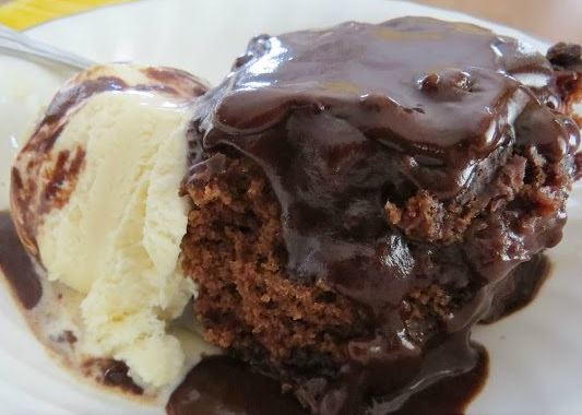 Slow Cooker Hot Fudge Sundae Cake Slow Cooker Hot Fudge Sundae Cake