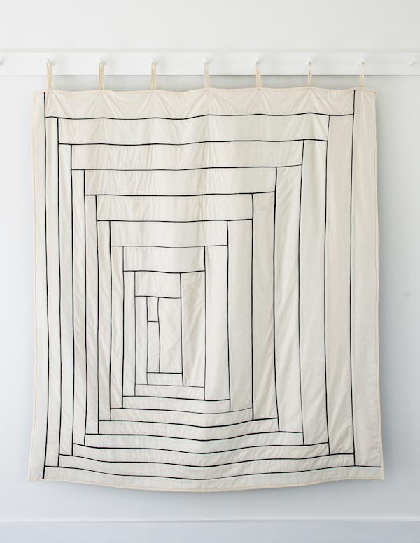 Fine Line Log Cabin Quilt Fine Line Log Cabin Quilt