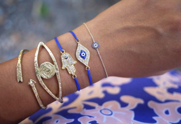 Easy DIY Sliding Knot Bracelet Easy DIY Sliding Knot Bracelet