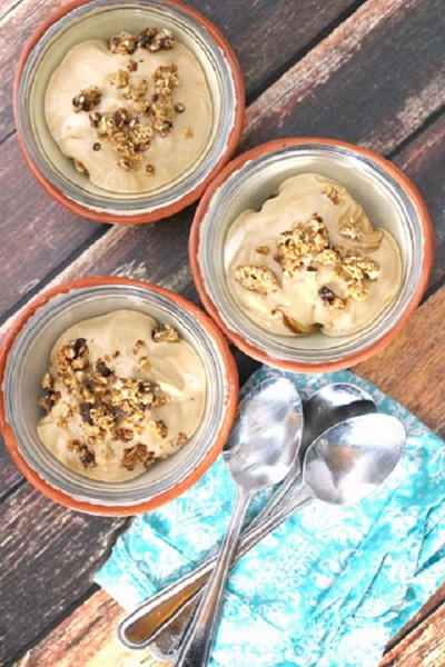 Simple Yogurt Parfaits Simple Yogurt Parfaits