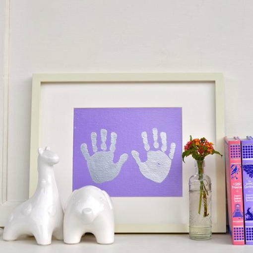 Heartwarming Hand Print Decor Heartwarming Hand Print Decor