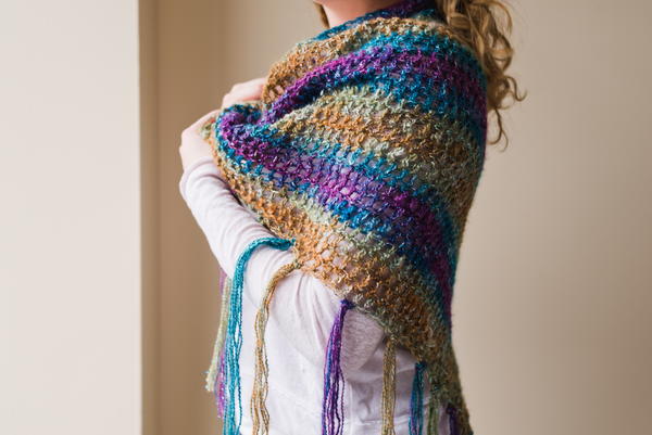 How to Crochet an Oversized Shawl How to Crochet an Oversized Shawl