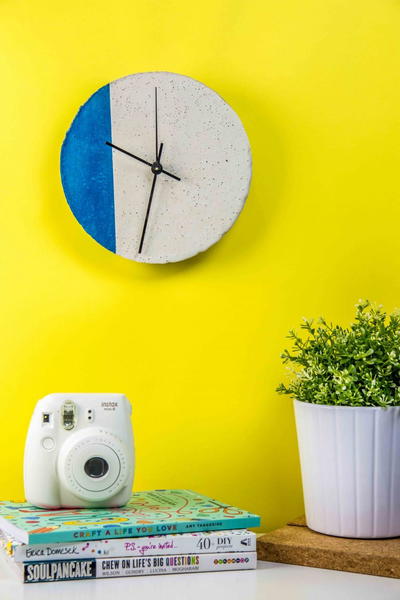 DIY Concrete Clock DIY Concrete Clock