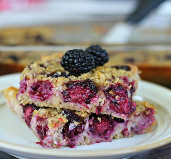 Baked Blackberry Coconut Oatmeal Baked Blackberry Coconut Oatmeal