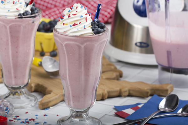 Red White & Blue Milkshakes Red White and Blue Milkshakes