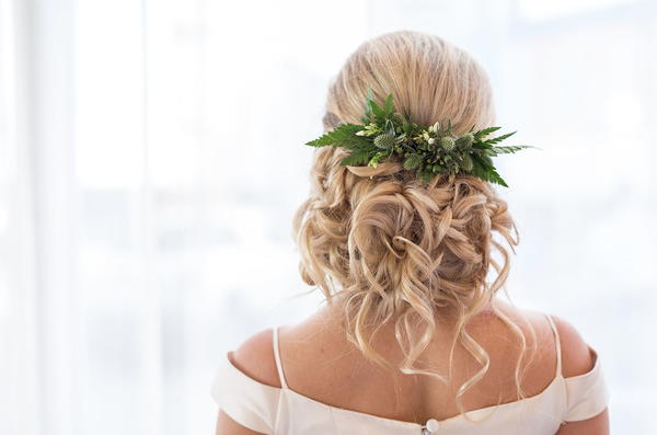 DIY Greenery Hairpiece