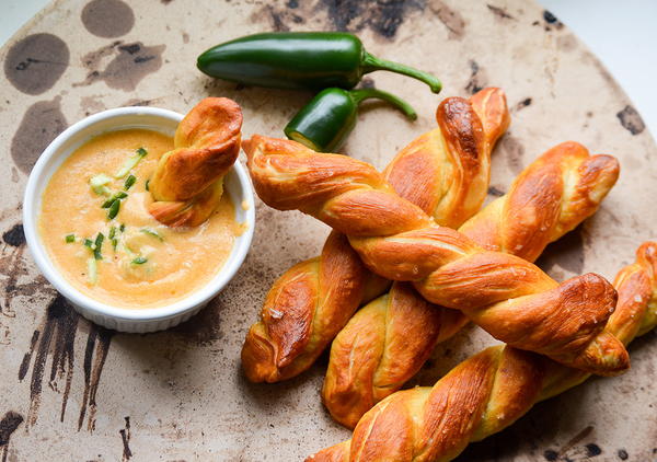 Pretzel Twists with Jalapeo Cheddar Dip Pretzel Twists with Jalapeño Cheddar Dip
