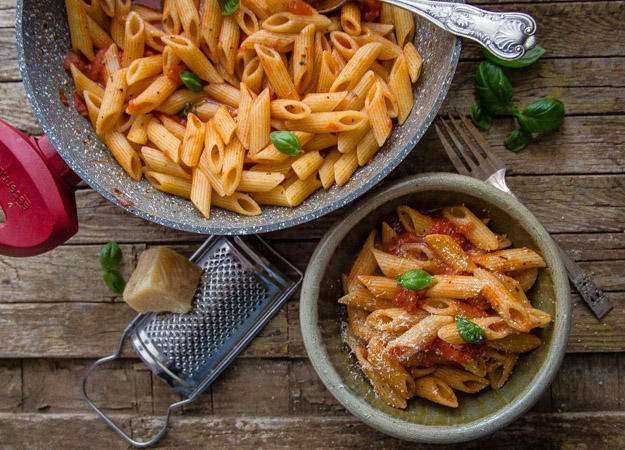 Easy Tomato Sauce Easy Tomato Sauce