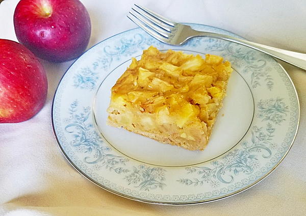 Golden Apple Bars