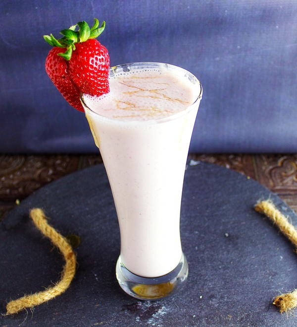 Honey Roasted Strawberry Cheesecake Smoothie