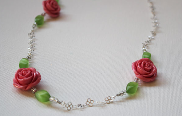 Beaded Rose DIY Necklace Beaded Rose DIY Necklace