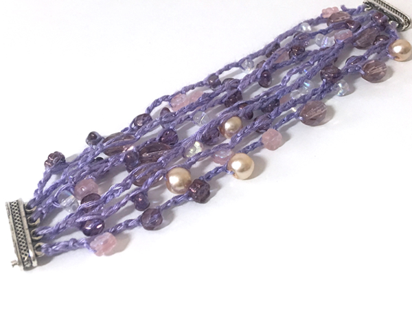 DIY Beaded Crochet Bracelet DIY Beaded Crochet Bracelet