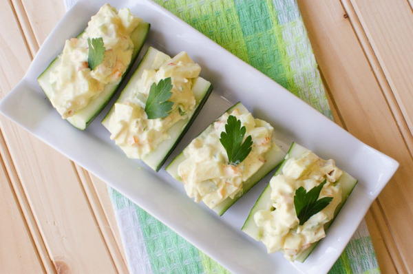 Curry Chicken and Apple Salad Curry Chicken and Apple Salad