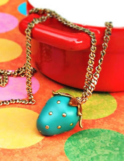 Strawberry Chains Forever Necklace Strawberry Chains Forever Necklace