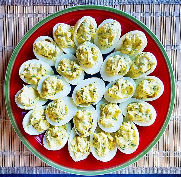 Perfect Deviled Eggs with Fresh Chives Perfect Deviled Eggs with Fresh Chives