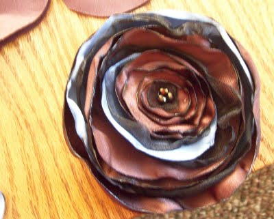 Four Step Fabric Flowers Four Step Fabric Flowers