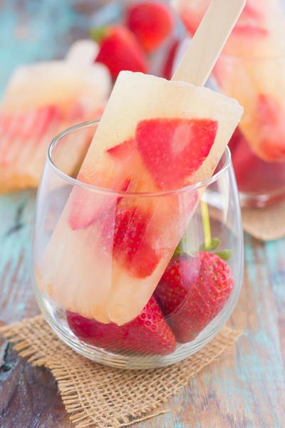 Strawberry Champagne Pops Strawberry Champagne Pops