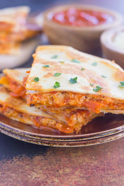Easy Pizza Quesadillas Easy Pizza Quesadillas