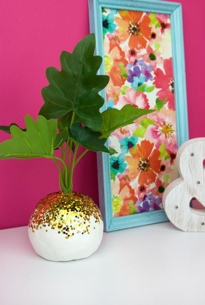 DIY Glitter Planter DIY Glitter Planter