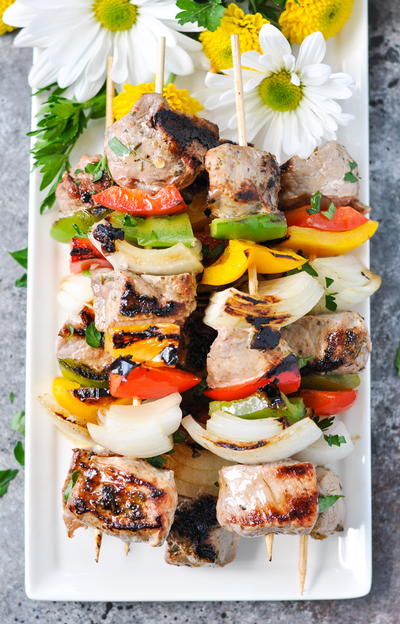 3-Ingredient Garlic Herb Pork Tenderloin Kabobs 3-Ingredient Garlic & Herb Pork Tenderloin Kabobs