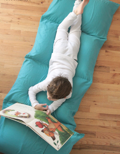 Kids' DIY Pillow Bed