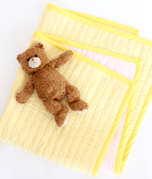 Gingham DIY Baby Quilt Gingham DIY Baby Quilt
