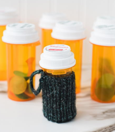 Easy Knit Pill Bottle Cozy Pattern Easy Knit Pill Bottle Cozy Pattern
