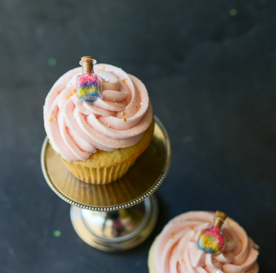 Hogwarts-Inspired Potion Cupcake Toppers