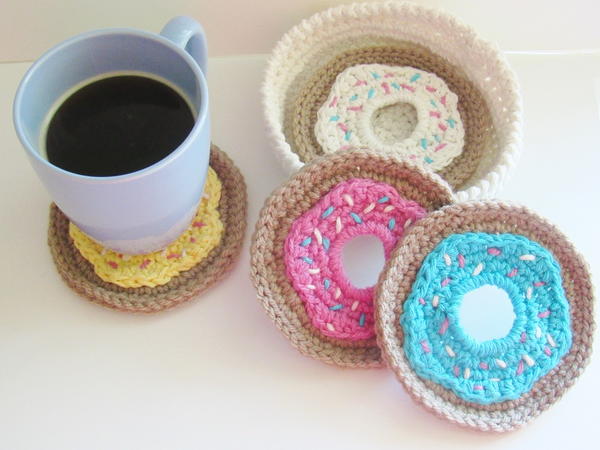 Doughnut Coasters and Holder Set Doughnut Coasters and Holder Set