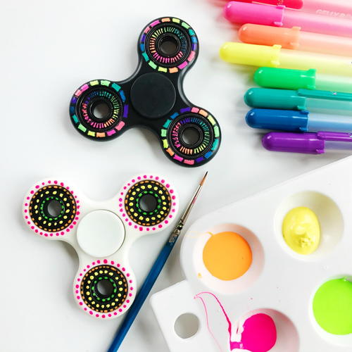 Decorate a Fidget Spinner Decorate a Fidget Spinner