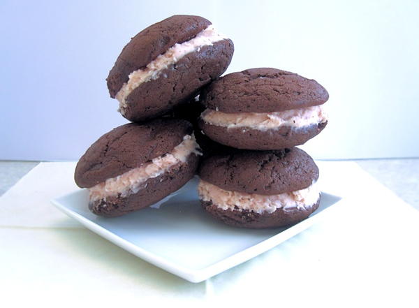 Chocolate Whoopie Pies Chocolate whoopie pies
