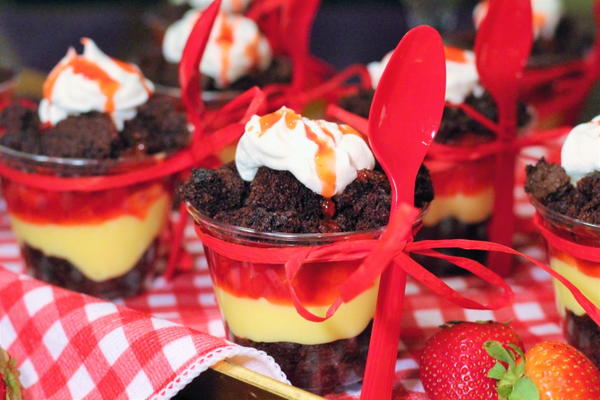 Strawberry Lemon Chocolate Parfaits Strawberry Lemon Chocolate Parfaits