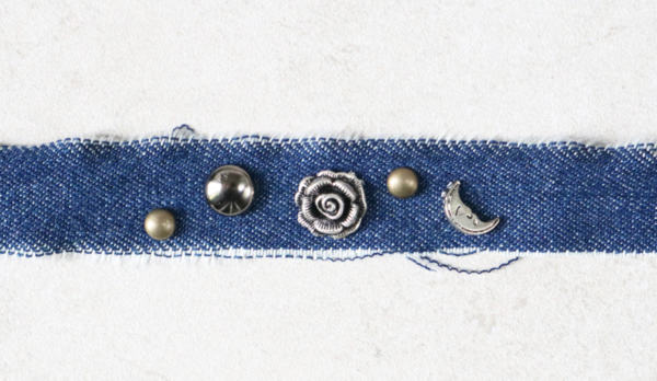 DIY Denim Choker with Charms DIY Denim Choker with Charms