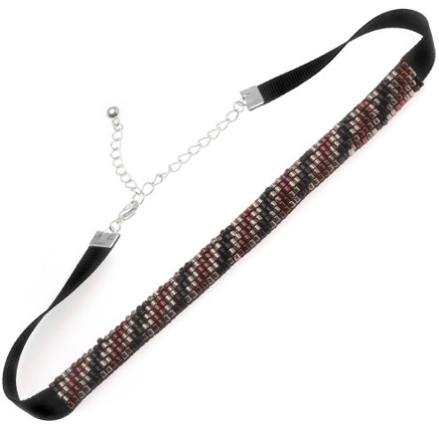 Beaded DIY Ribbon Choker Beaded DIY Ribbon Choker