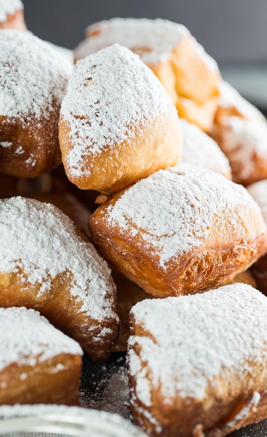 Just Like New Orleans Beignets | FaveSouthernRecipes.com