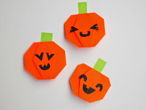 Grinning Origami Pumpkins Grinning Origami Pumpkins