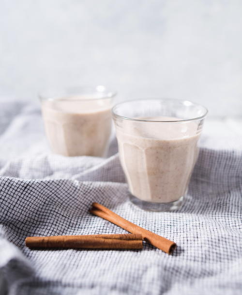 Cinnamon Roll Smoothie Cinnamon Roll Smoothie