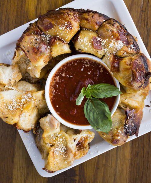 Slow Cooker Pizza Pull-Apart Bread Recipe Slow Cooker Pizza Pull-Apart Bread Recipe