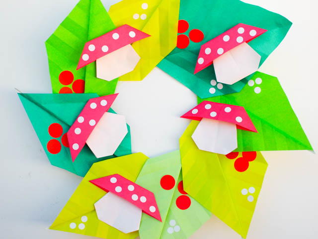 Festive Origami Mushroom Wreath Festive Origami Mushroom Wreath