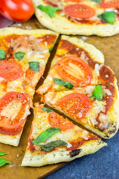 Grilled Tomato Basil Pizza Grilled Tomato Basil Pizza