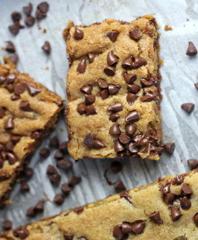 Perfect Chocolate Chip Cookie Bars