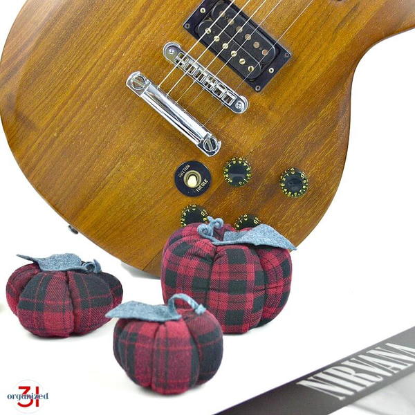 Grunge Style Fabric Pumpkins Grunge Style Fabric Pumpkins