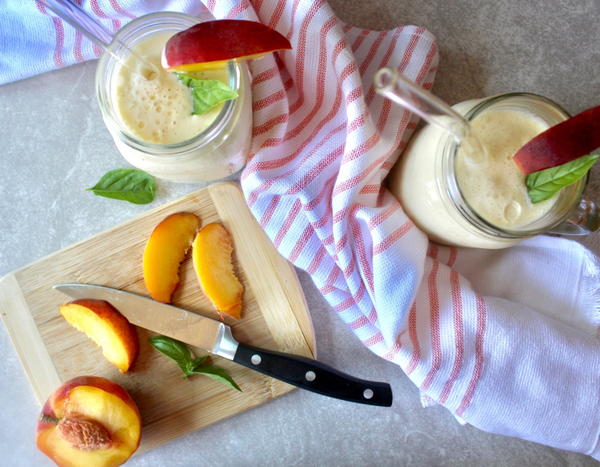 Peach Basil Smoothie Peach Basil Smoothie